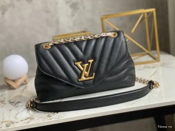 Cheap NEW VUITTON WAVE BAG LOUIS CHAIN 0701
